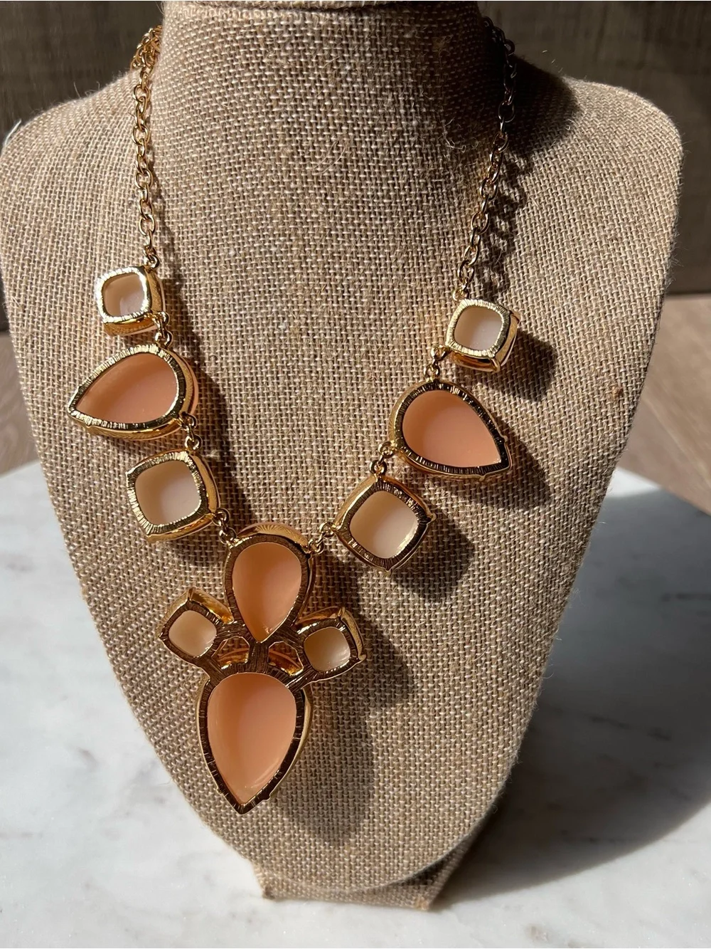 Kate Spade Statement Necklace in Blush Pink Like New